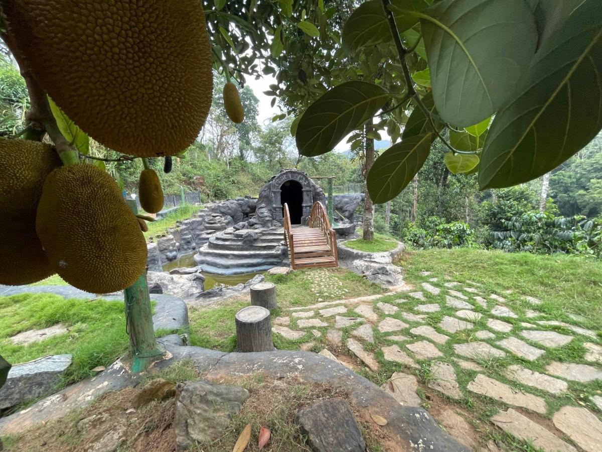 Rai'S Coorg Cave House Villa Madikeri Exterior photo