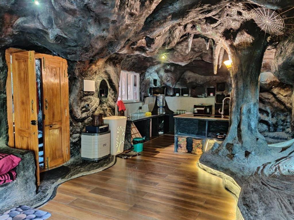 Rai'S Coorg Cave House Villa Madikeri Exterior photo